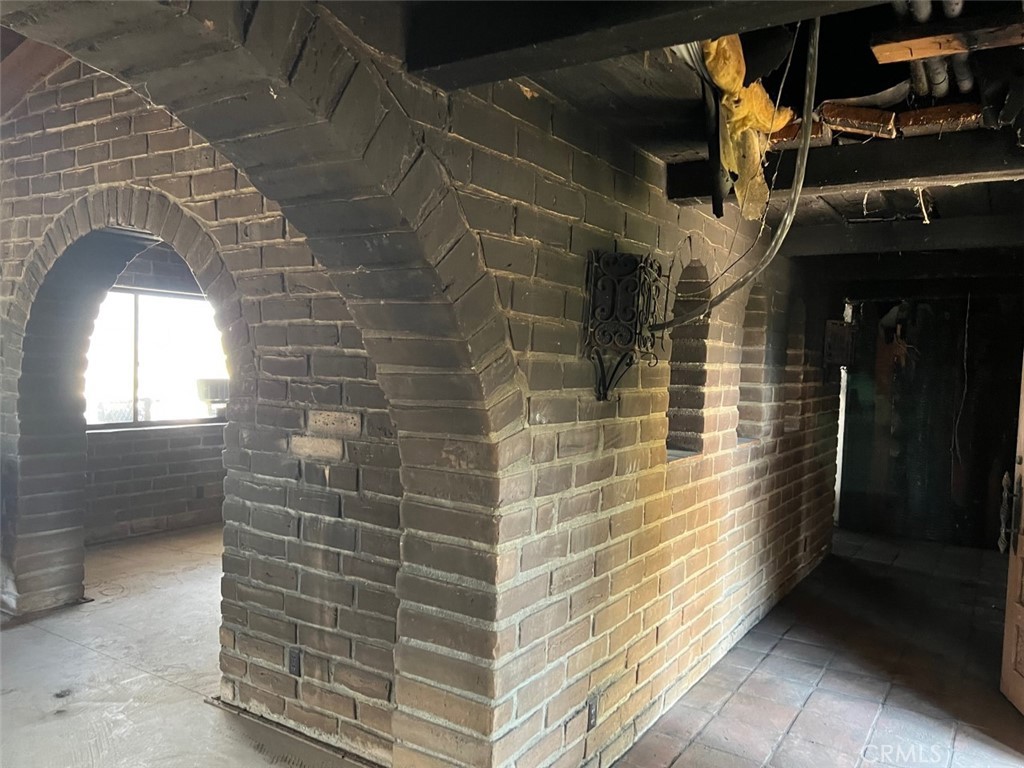 41220 Calle Contento Temecula, CA 92592 - Photo 14 of 30 a view of entryway with a shower