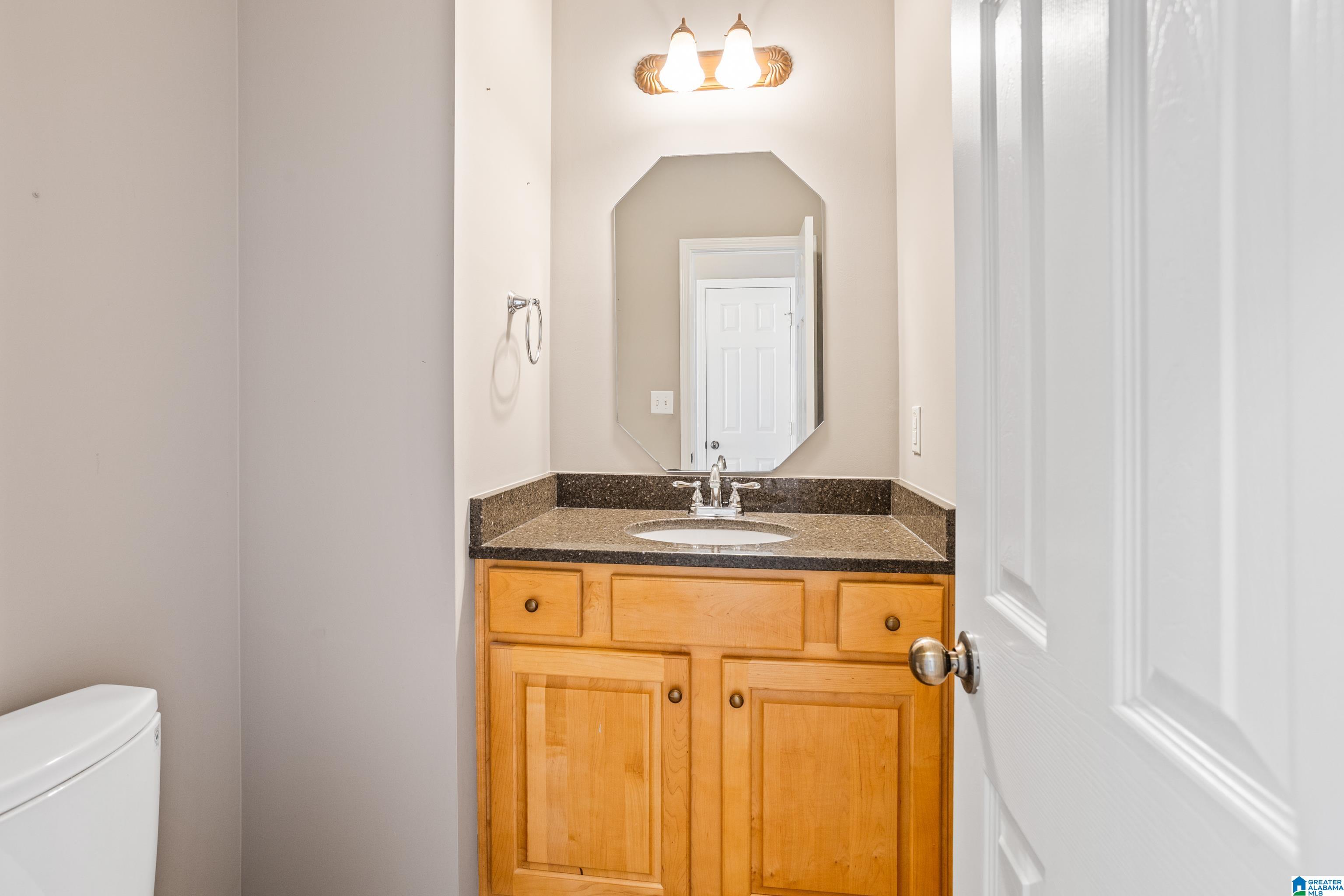 218 Nottingham Drive Calera, AL 35040 - Photo 7 of 53