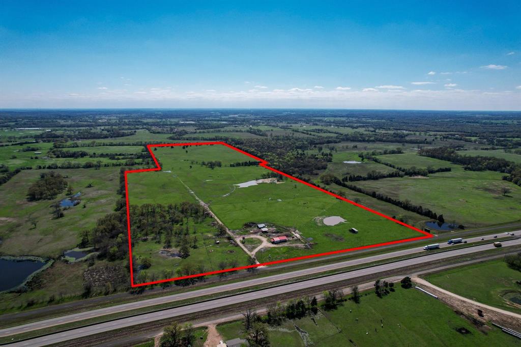 2110 Southwest Access Rd Mount Mount Vernon, TX 75457 - Photo 3 of 14