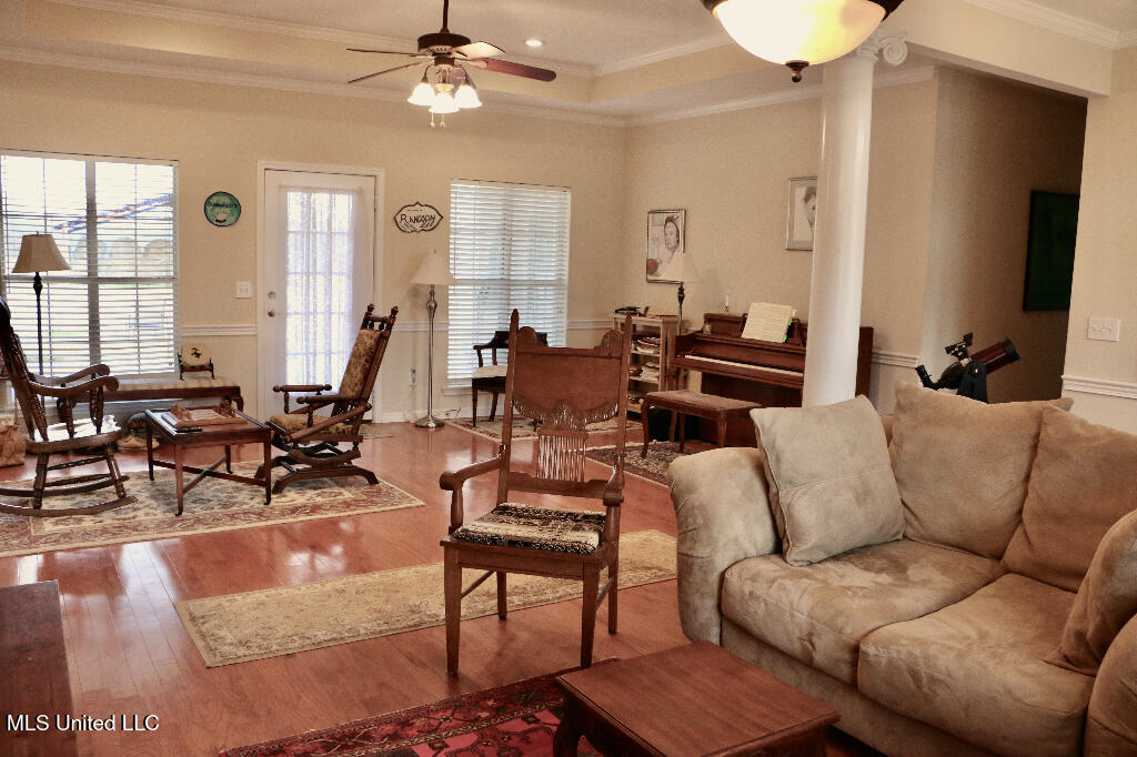 111 Saddlebrook Trail Terry, MS 39170 - Photo 2 of 7 01