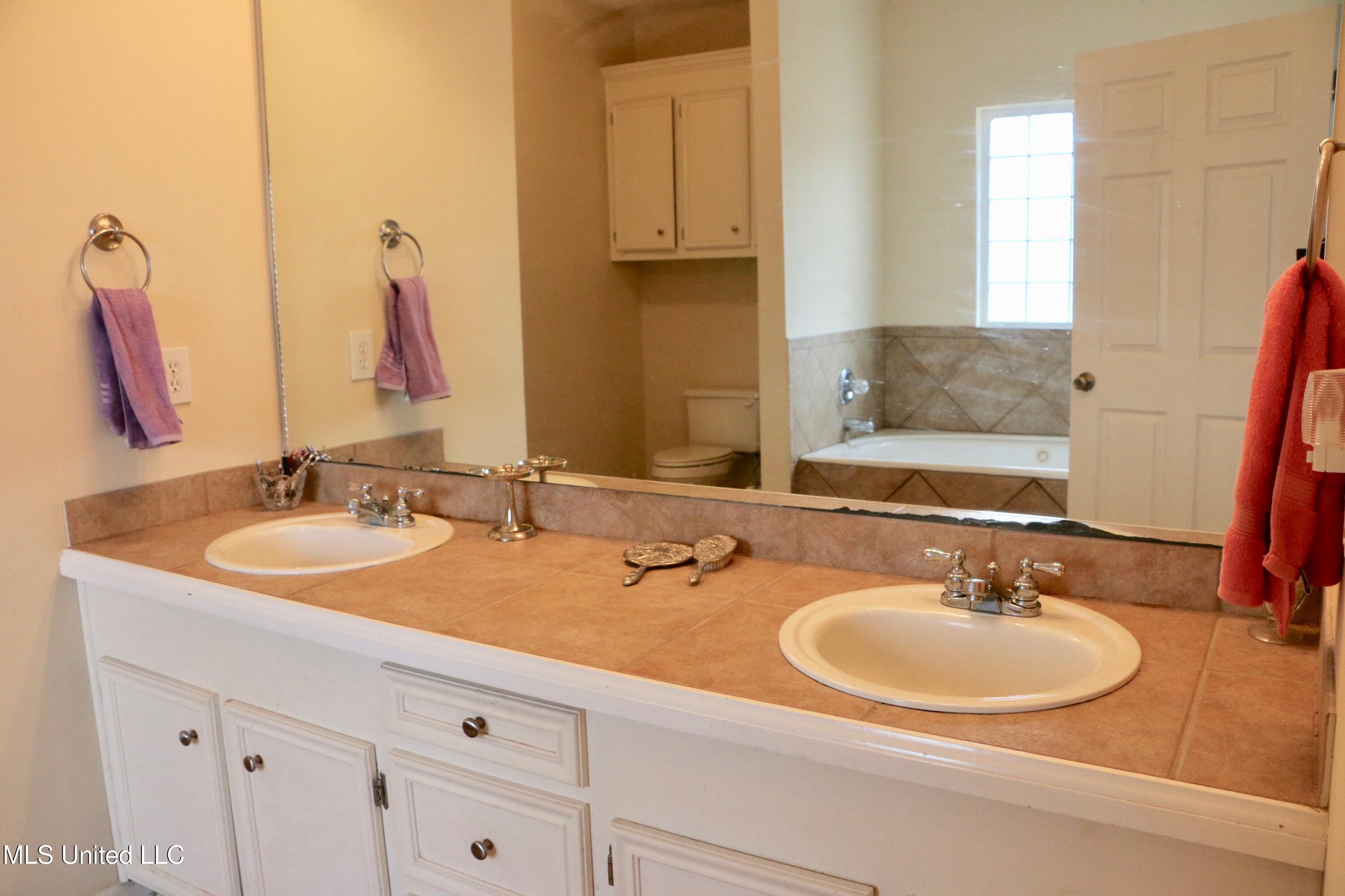 111 Saddlebrook Trail Terry, MS 39170 - Photo 7 of 7 06