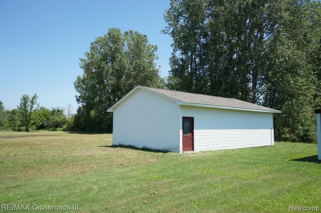 39722 Wear Road Belleville, MI 48111 - Photo 13 of 15