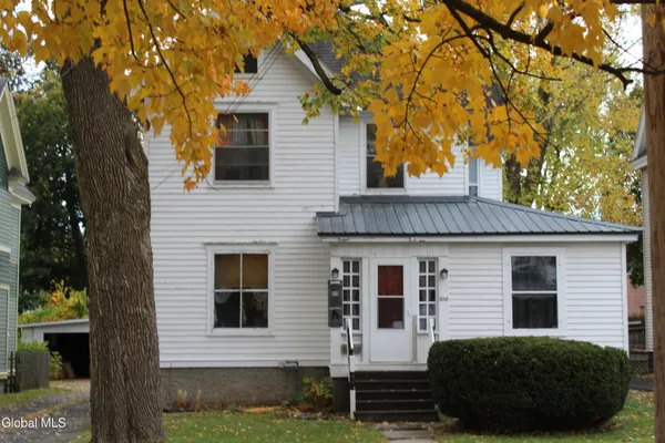 $159,900 | 104 Prospect Avenue, Gloversville, NY 12078