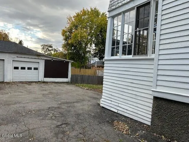 $159,900 | 104 Prospect Avenue, Gloversville, NY 12078