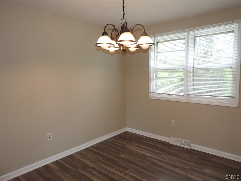 8049 Trina Circle Clay, NY 13041 - Photo 4 of 17