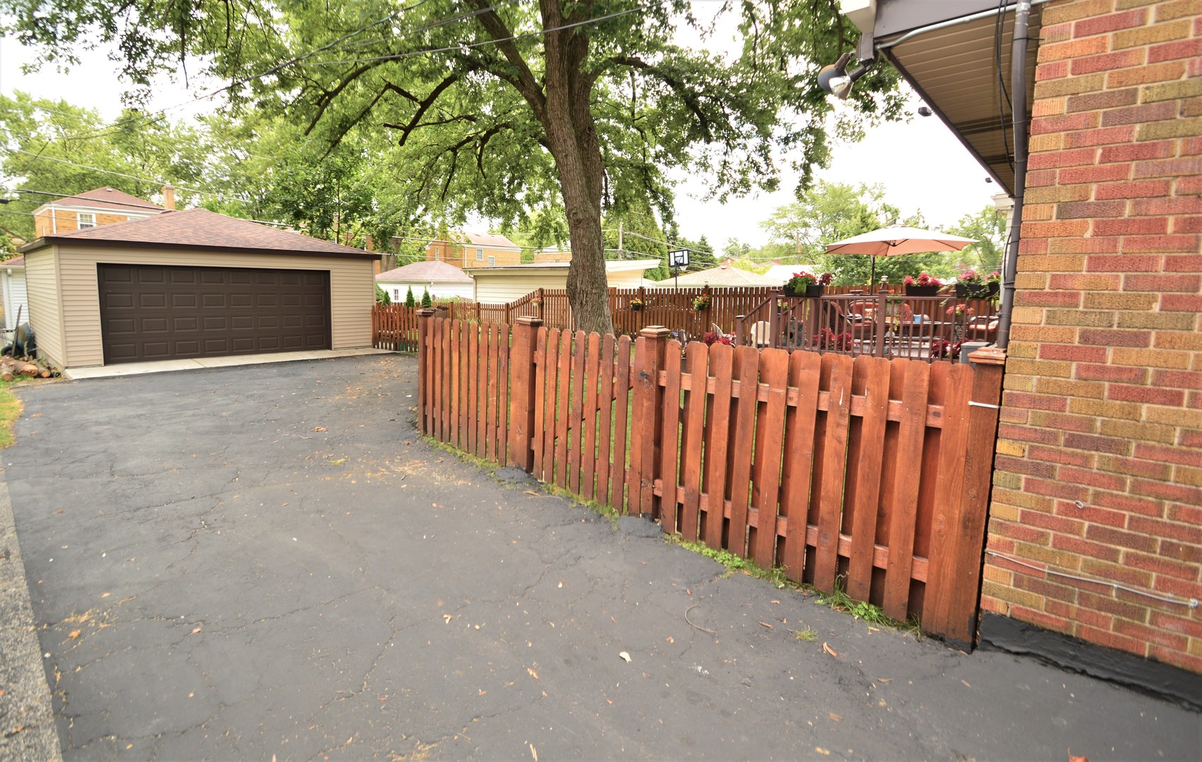 2205 Mayfair Avenue Westchester, IL 60154 - Photo 4 of 36