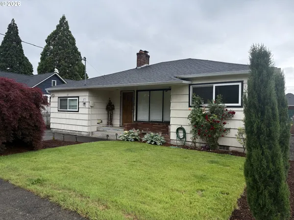 $390,000 | 1137 North 4th Avenue, Stayton, OR 97383