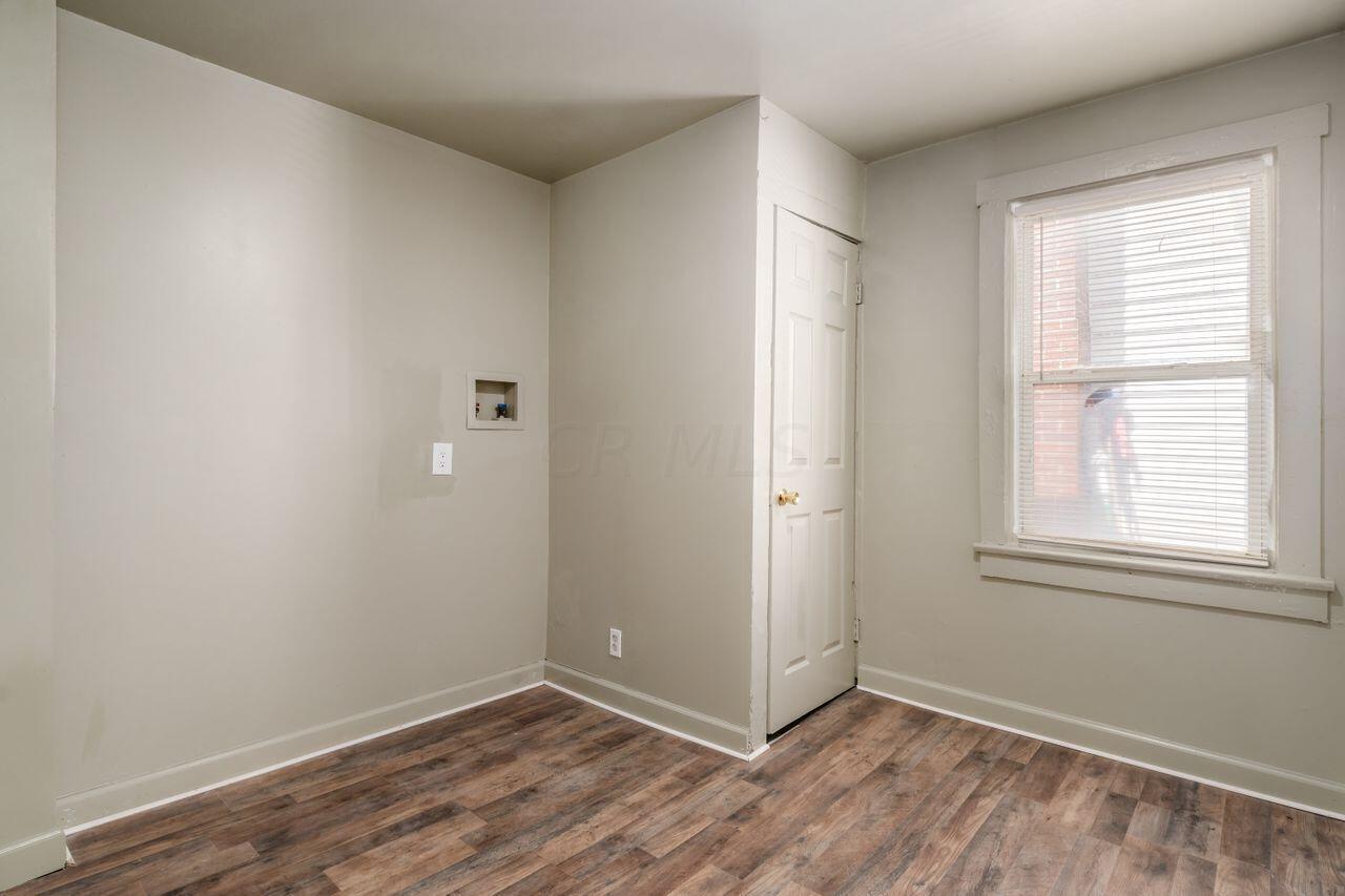 574 South Hampton Road Columbus, OH 43213 - Photo 15 of 28 S_-_574_S_Hampton_Rd_-_047