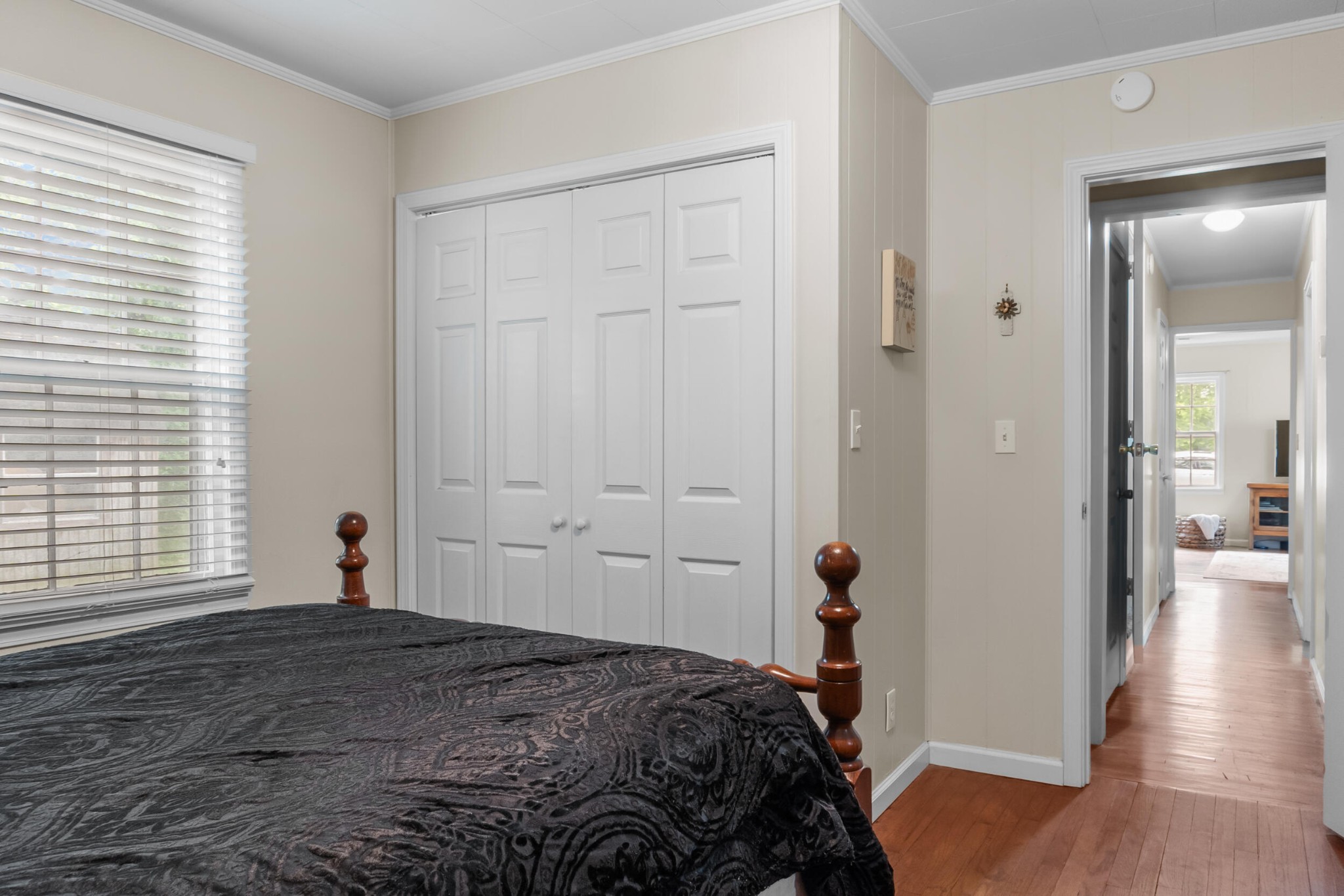 352 West Rhea Avenue Spring City, TN 37381 - Photo 7 of 23 a bedroom with a bed and a window