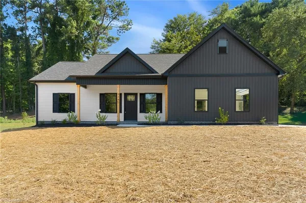 $374,900 | 4340 Mashie Drive, Pfafftown, NC 27040