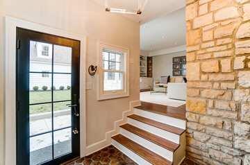 2272 Tremont Road Upper Arlington, OH 43221 - Photo 19 of 81