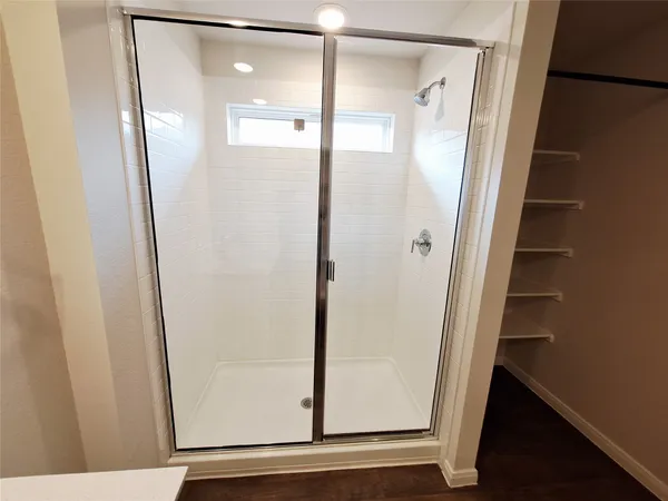 $1,975 | 1327 Camden Lane, Lockhart, TX 78644