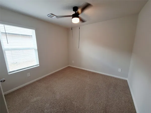 $1,975 | 1327 Camden Lane, Lockhart, TX 78644