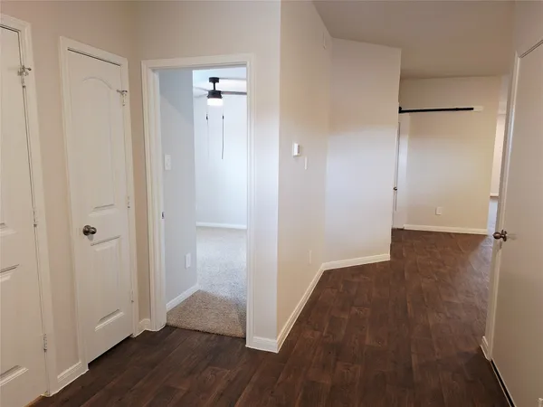 $1,975 | 1327 Camden Lane, Lockhart, TX 78644