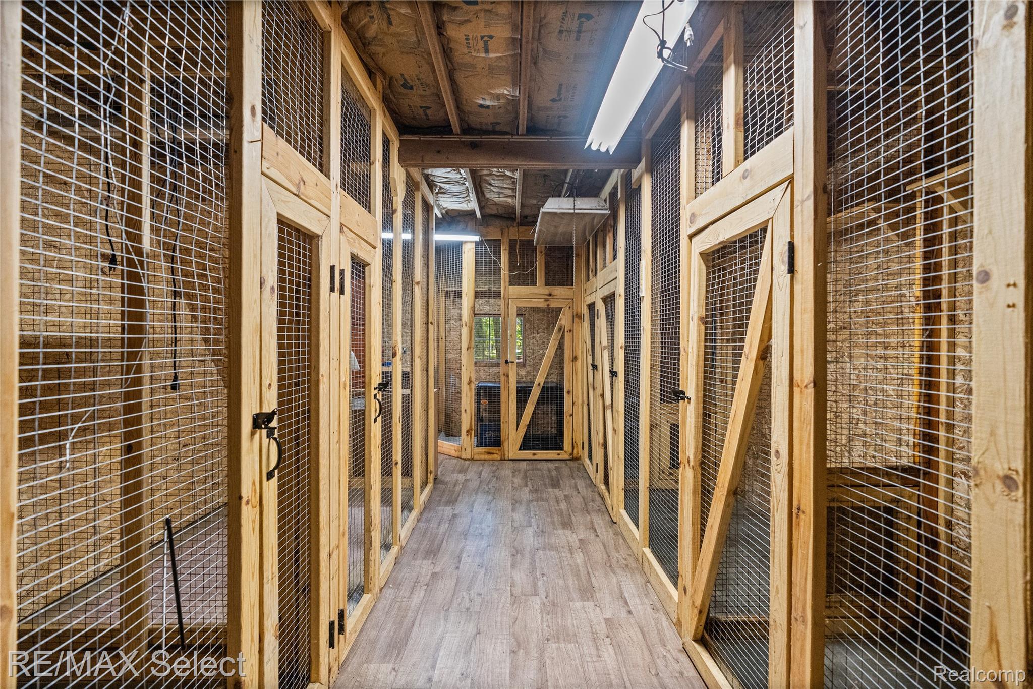 3471 South Towerline Road Bridgeport, MI 48722 - Photo 48 of 55 3471 S Towerline Rd barn 07.jpg