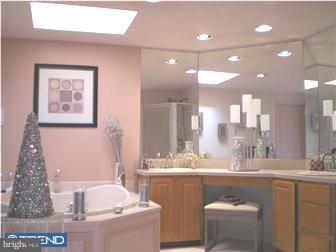 138 Rabbit Run Road Sewell, NJ 08080 - Photo 11 of 12 Bathroom
