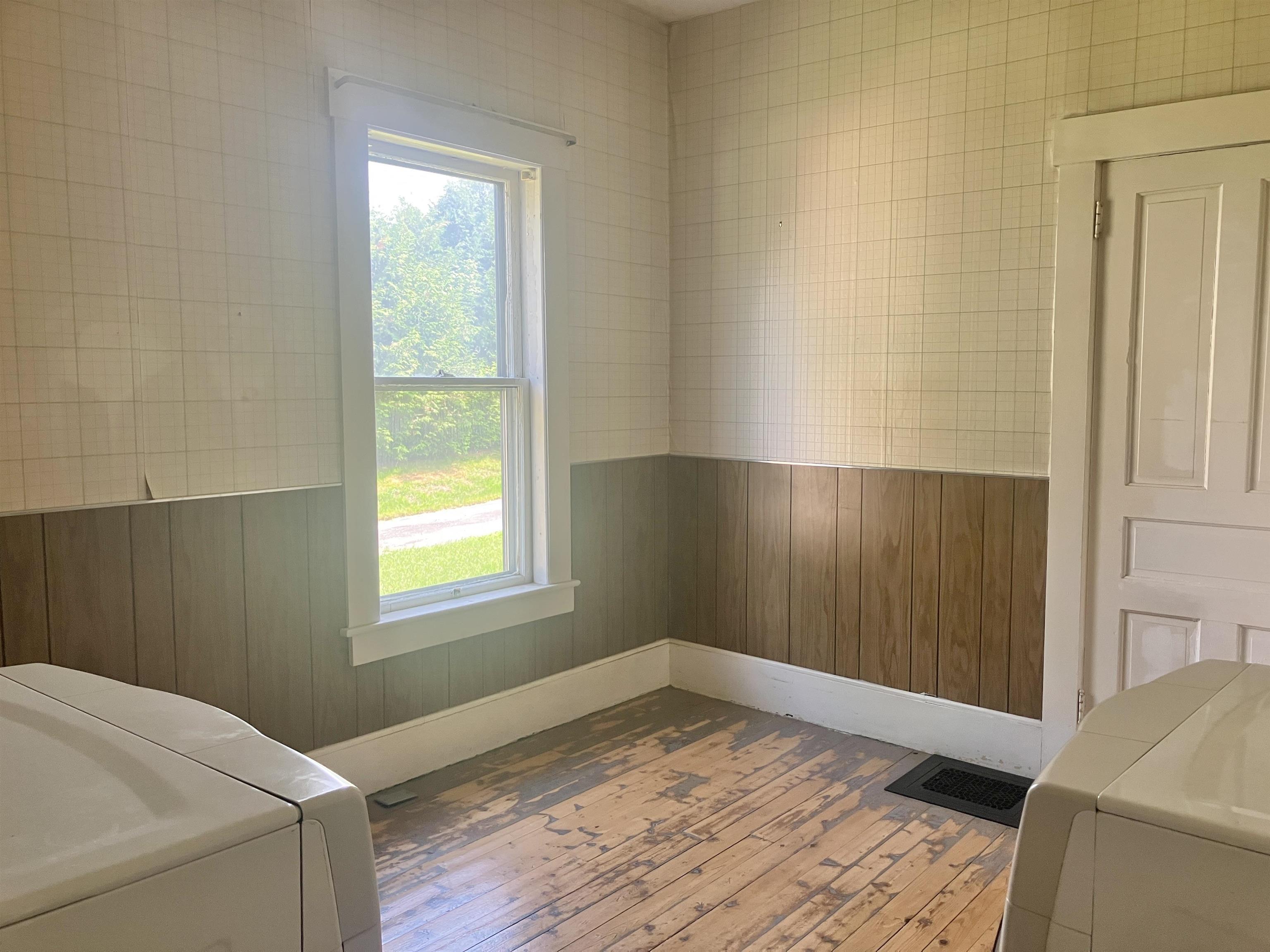 26 Spring Street Hardwick, VT 05843 - Photo 11 of 43