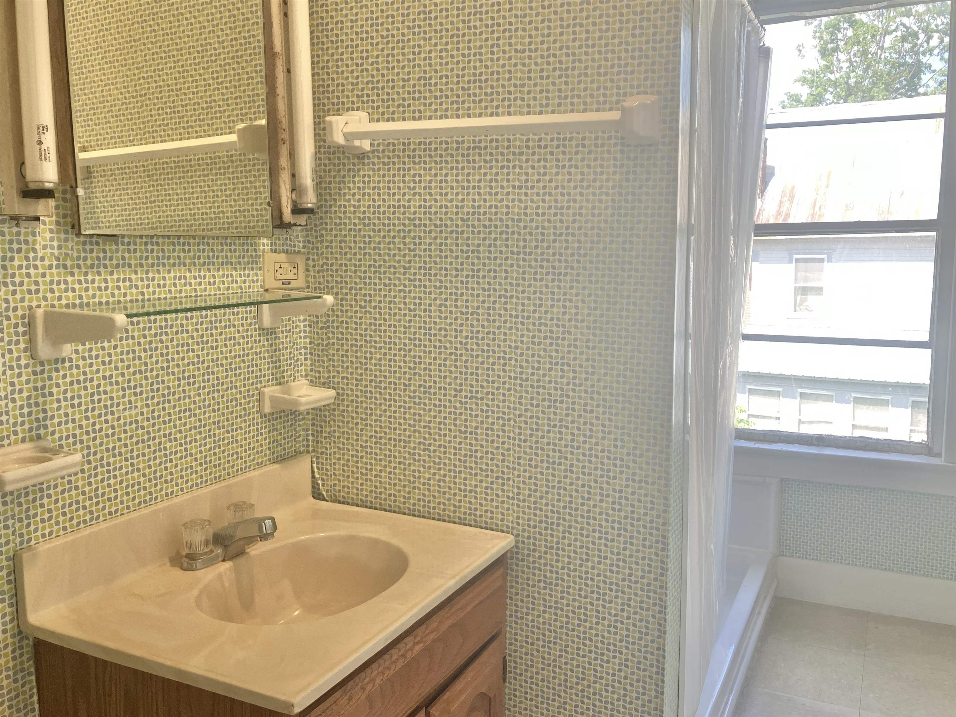 26 Spring Street Hardwick, VT 05843 - Photo 12 of 43