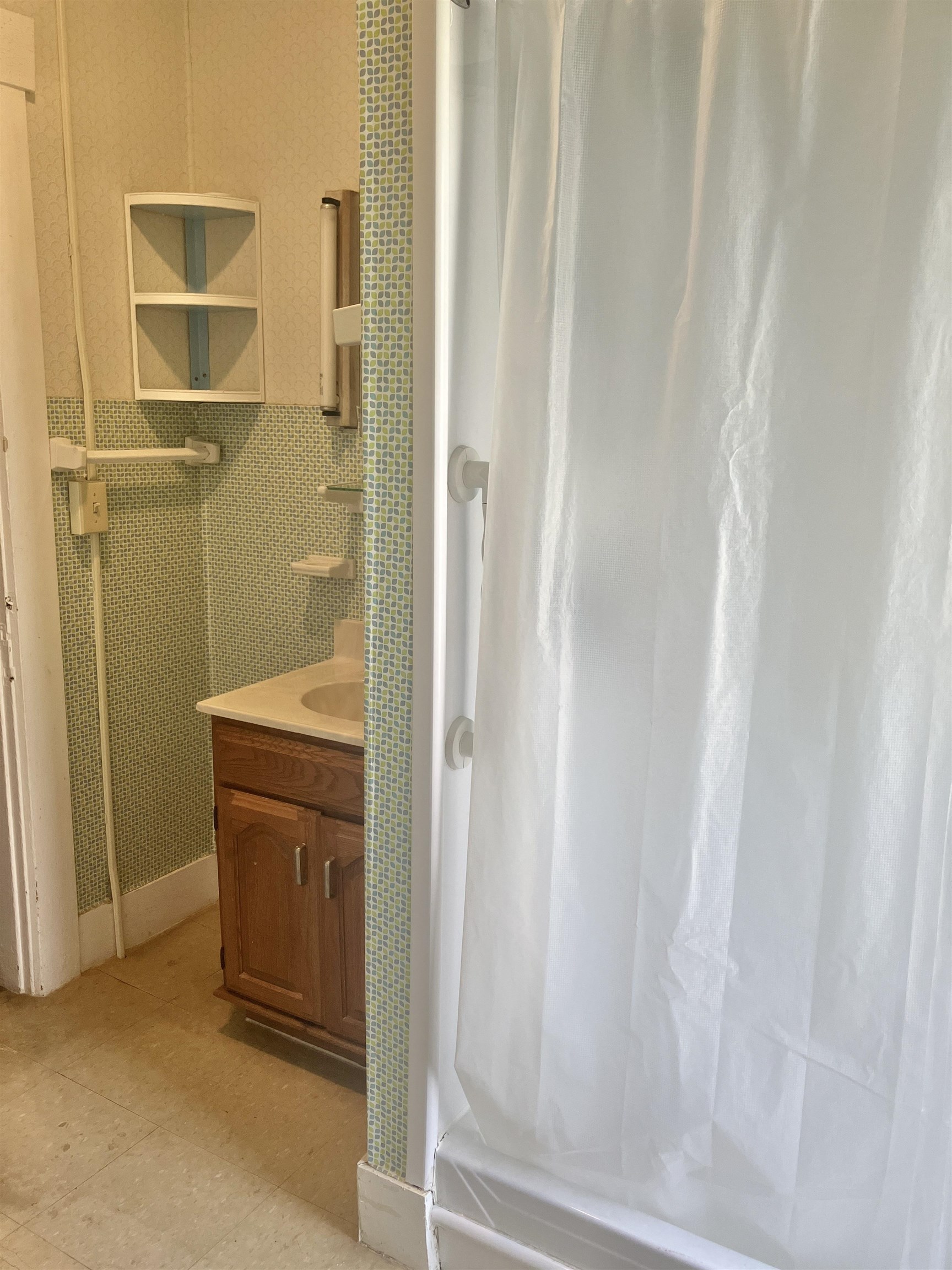 26 Spring Street Hardwick, VT 05843 - Photo 13 of 43