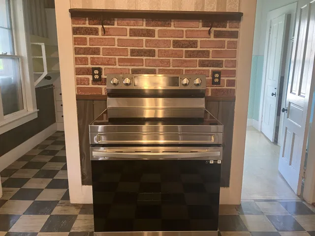 $235,000 | 26 Spring Street, Hardwick, VT 05843