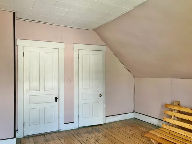 $235,000 | 26 Spring Street, Hardwick, VT 05843