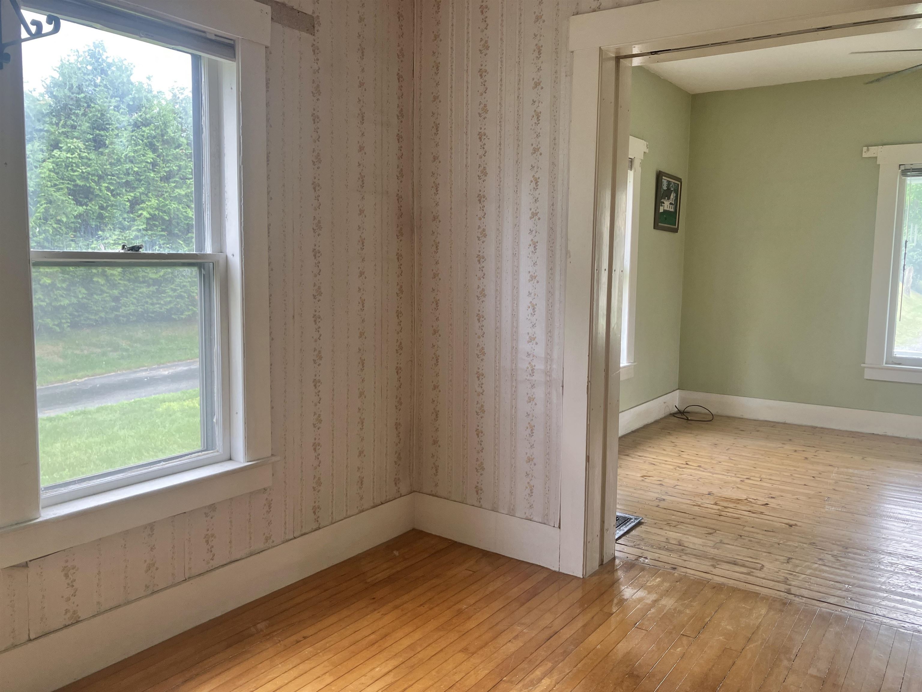 26 Spring Street Hardwick, VT 05843 - Photo 9 of 43