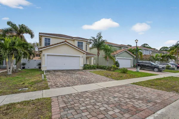 $3,000 | 662 Perdido Heights Drive, West Palm Beach, FL 33413