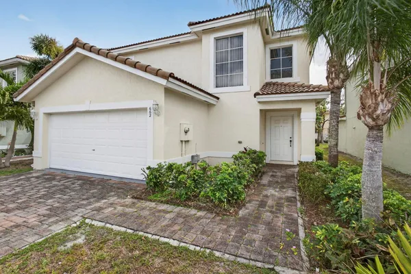 $3,000 | 662 Perdido Heights Drive, West Palm Beach, FL 33413