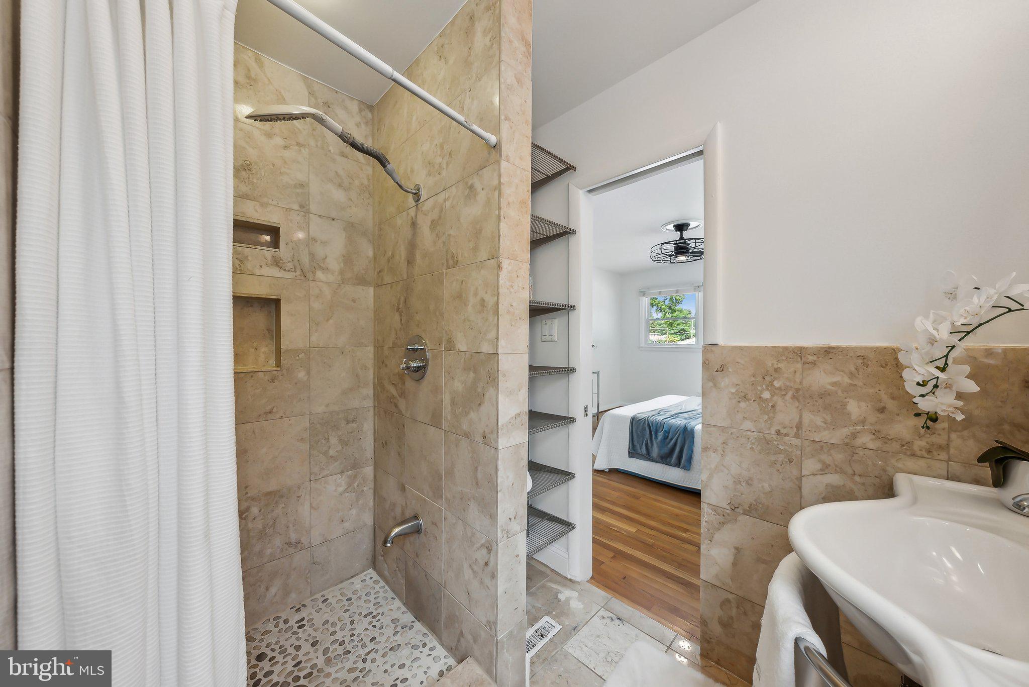8802 Fort Hunt Road Alexandria, VA 22308 - Photo 28 of 50 Gallery Image 28