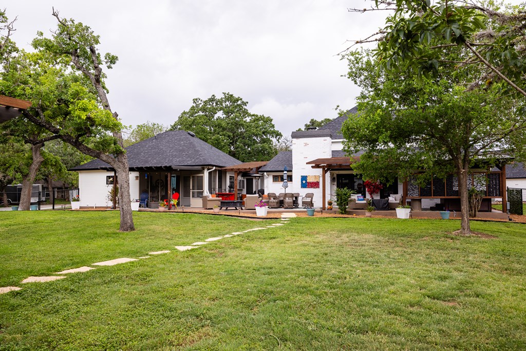305 Oak Wood Road Kerrville, TX 78028 - Photo 55 of 67
