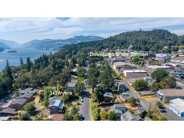 $879,000 | 343 Southeast Wyers Street, White Salmon, WA 98672
