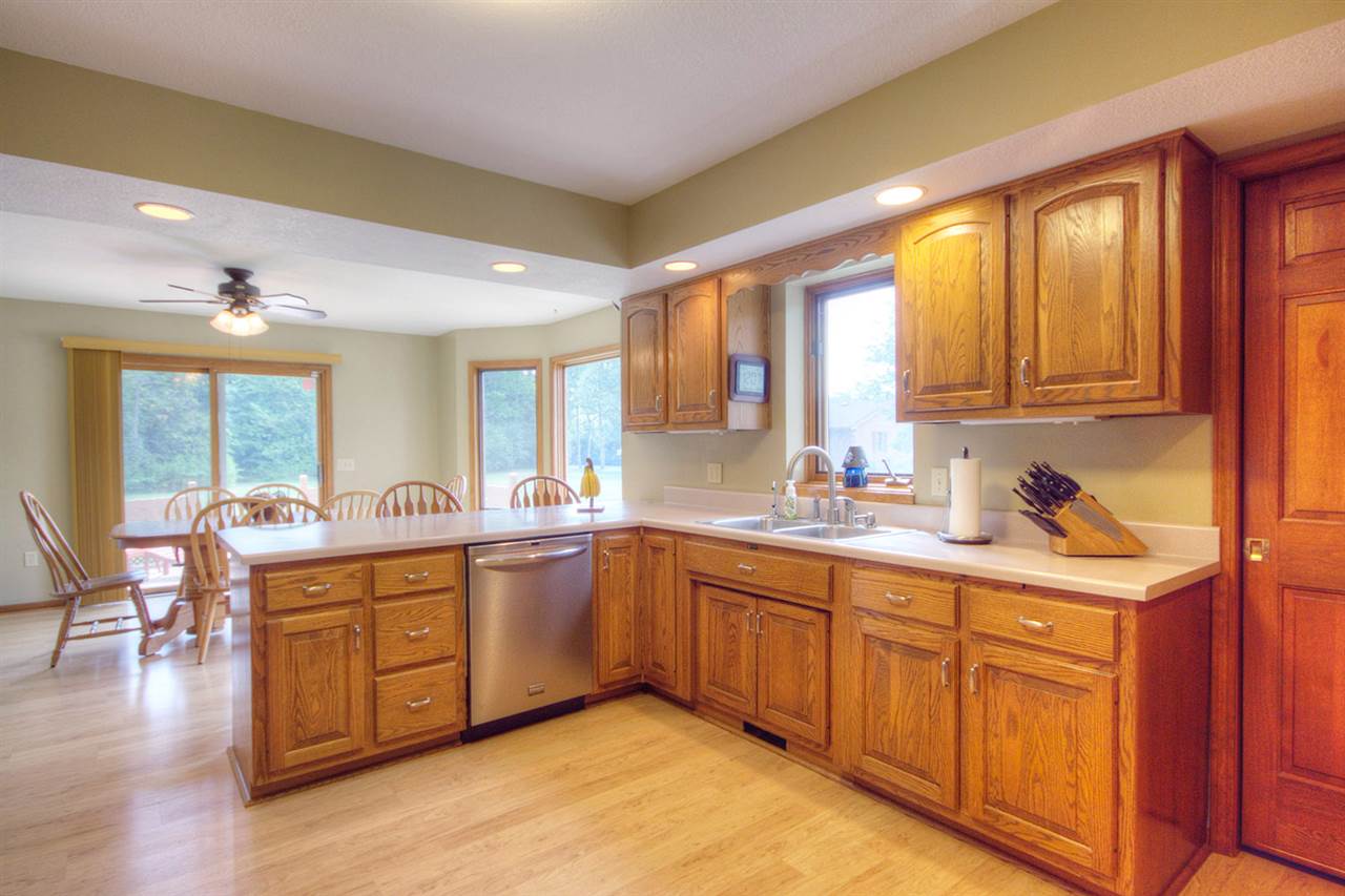 3223 Homestead Road Fort Wayne, IN 46804 - Photo 8 of 36