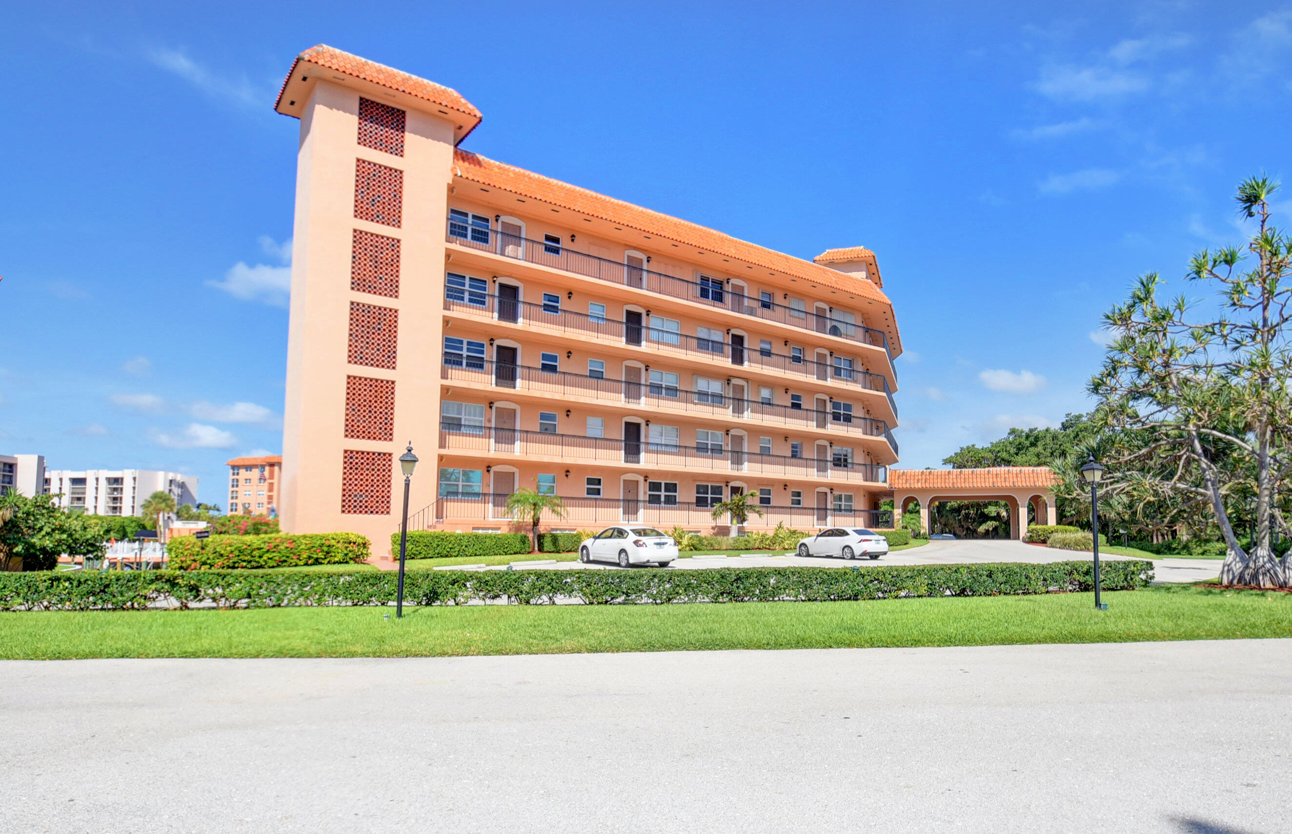 2871 North Ocean Boulevard, Unit C509 Boca Raton, FL 33431 - Photo 21 of 42 42_san remo (4)