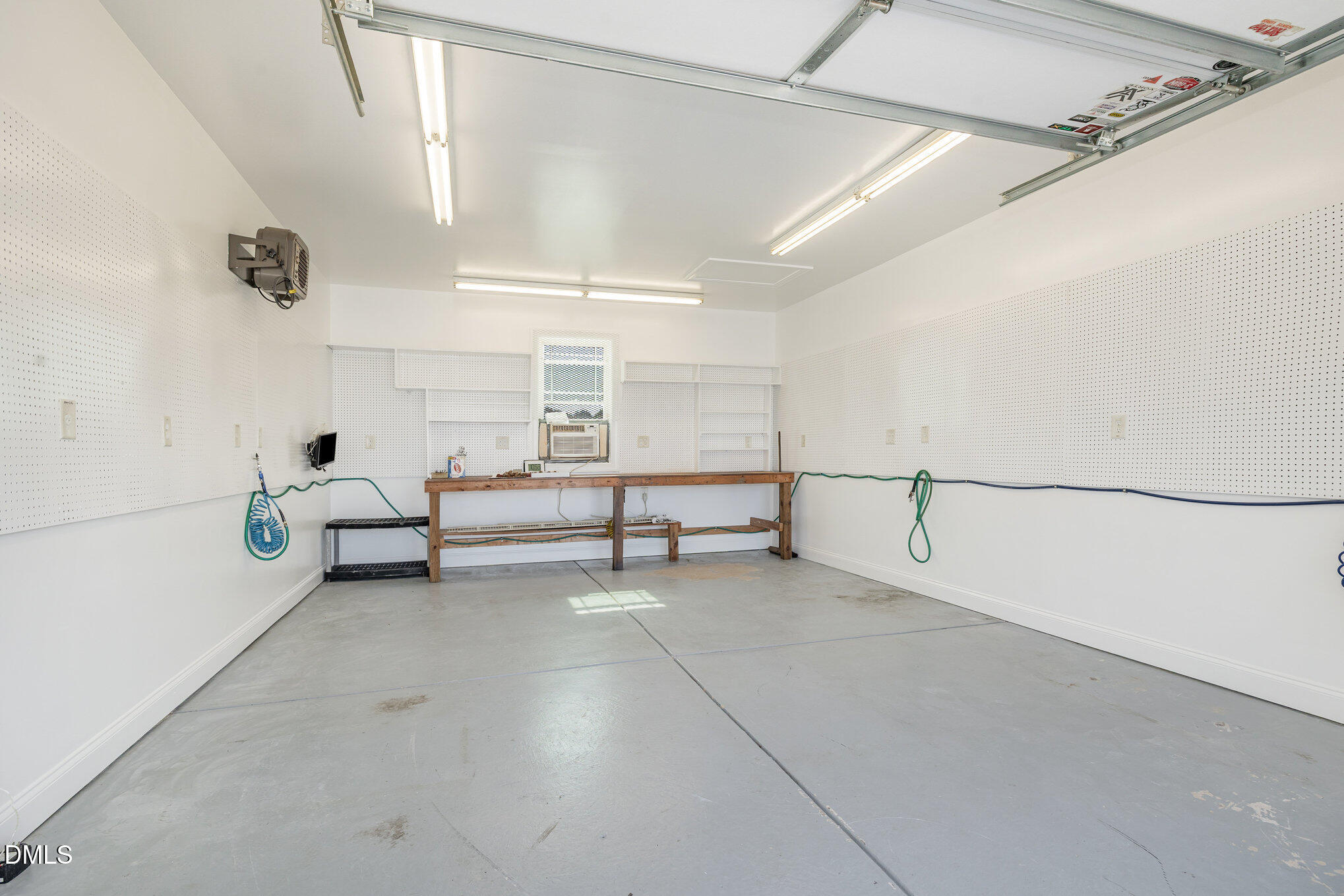 17 Kiowa Court Willow Spring, NC 27592 - Photo 19 of 27 a living room with furniture and white walls