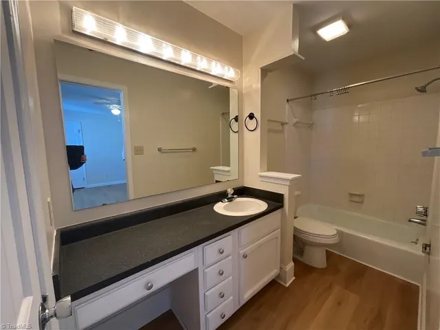 $1,595 | 3202 Regents Park Lane, Unit E, Greensboro, NC 27455