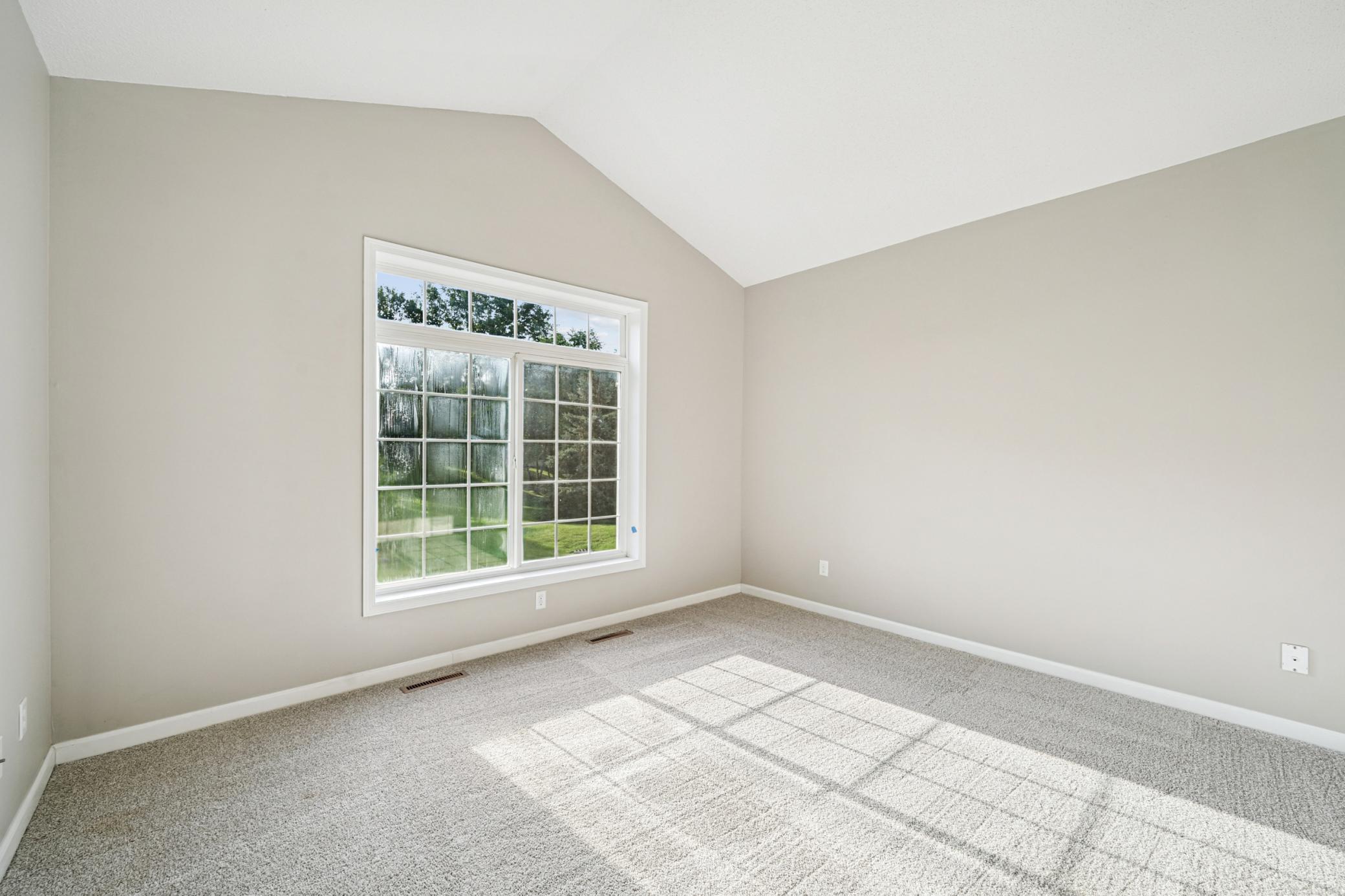 179 Lakeview Road East Chanhassen, MN 55317 - Photo 13 of 18 Gallery Image 13