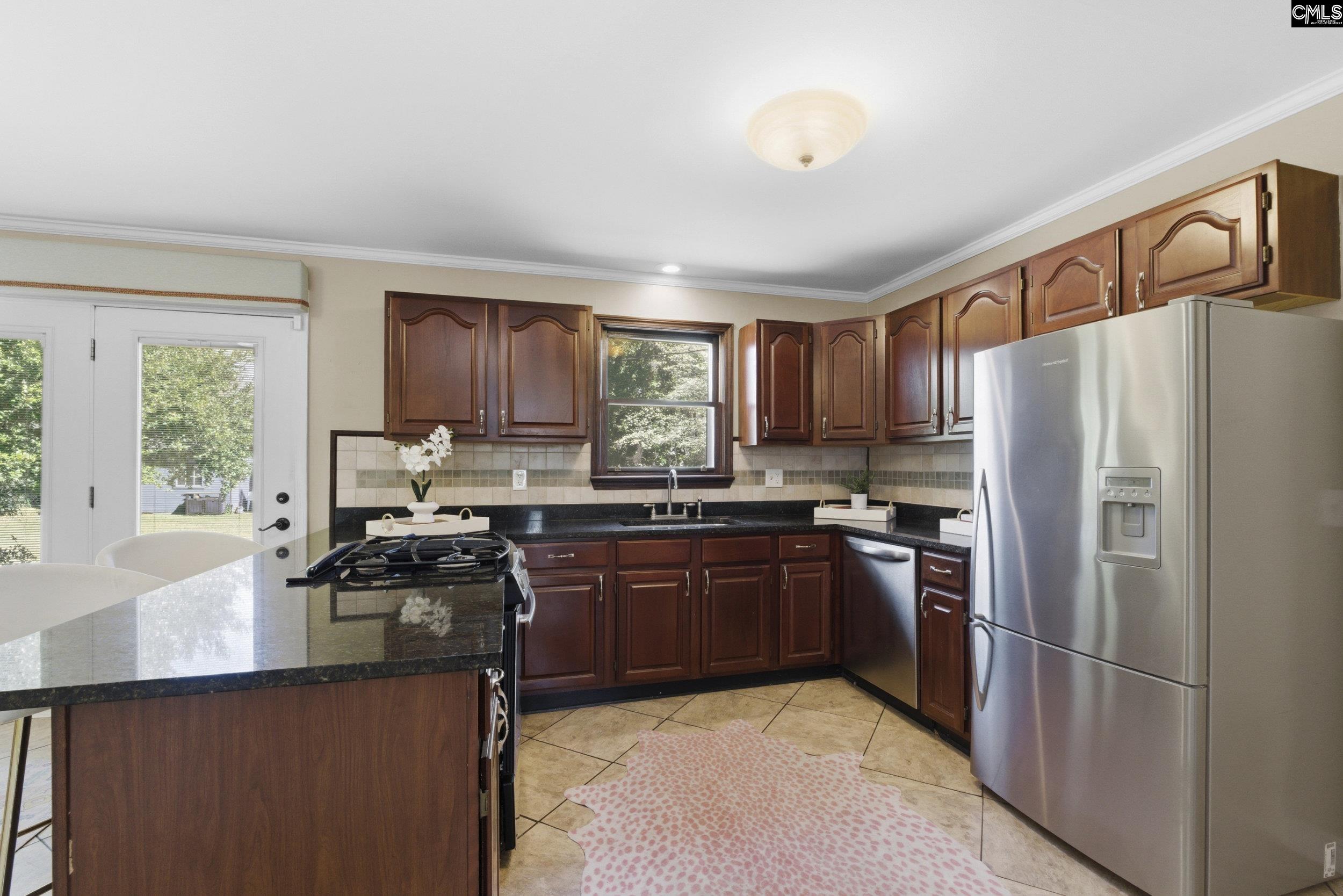 6627 Christie Road Columbia, SC 29209 - Photo 10 of 31