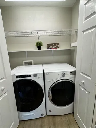 $2,300 | 25322 Northwest 10 Avenue, Newberry, FL 32669