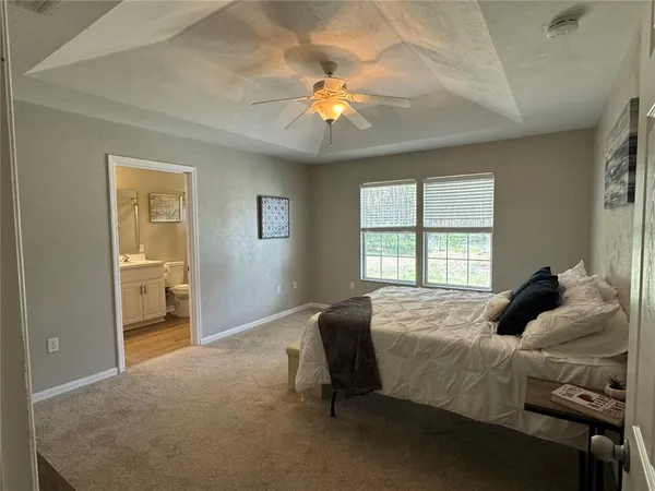 $2,300 | 25322 Northwest 10 Avenue, Newberry, FL 32669