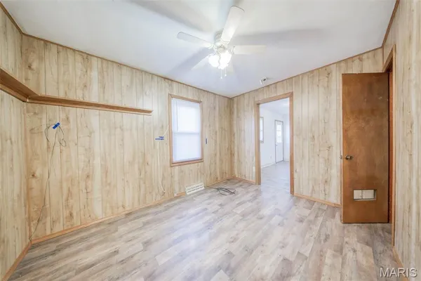 $179,900 | 203 Debbie Lane, Cuba, MO 65453