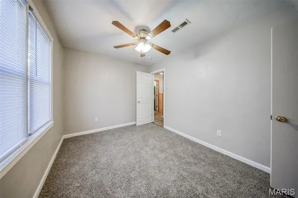 $179,900 | 203 Debbie Lane, Cuba, MO 65453