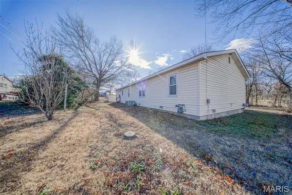 $179,900 | 203 Debbie Lane, Cuba, MO 65453