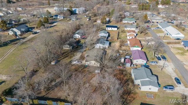 $189,900 | 203 Debbie Lane, Cuba, MO 65453