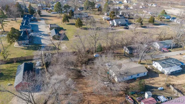 $179,900 | 203 Debbie Lane, Cuba, MO 65453