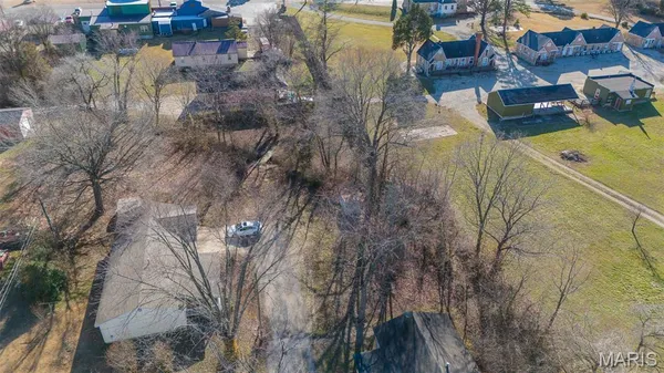 $179,900 | 203 Debbie Lane, Cuba, MO 65453