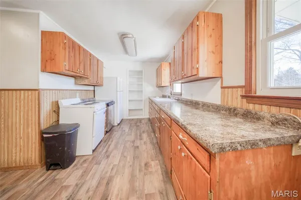 $179,900 | 203 Debbie Lane, Cuba, MO 65453
