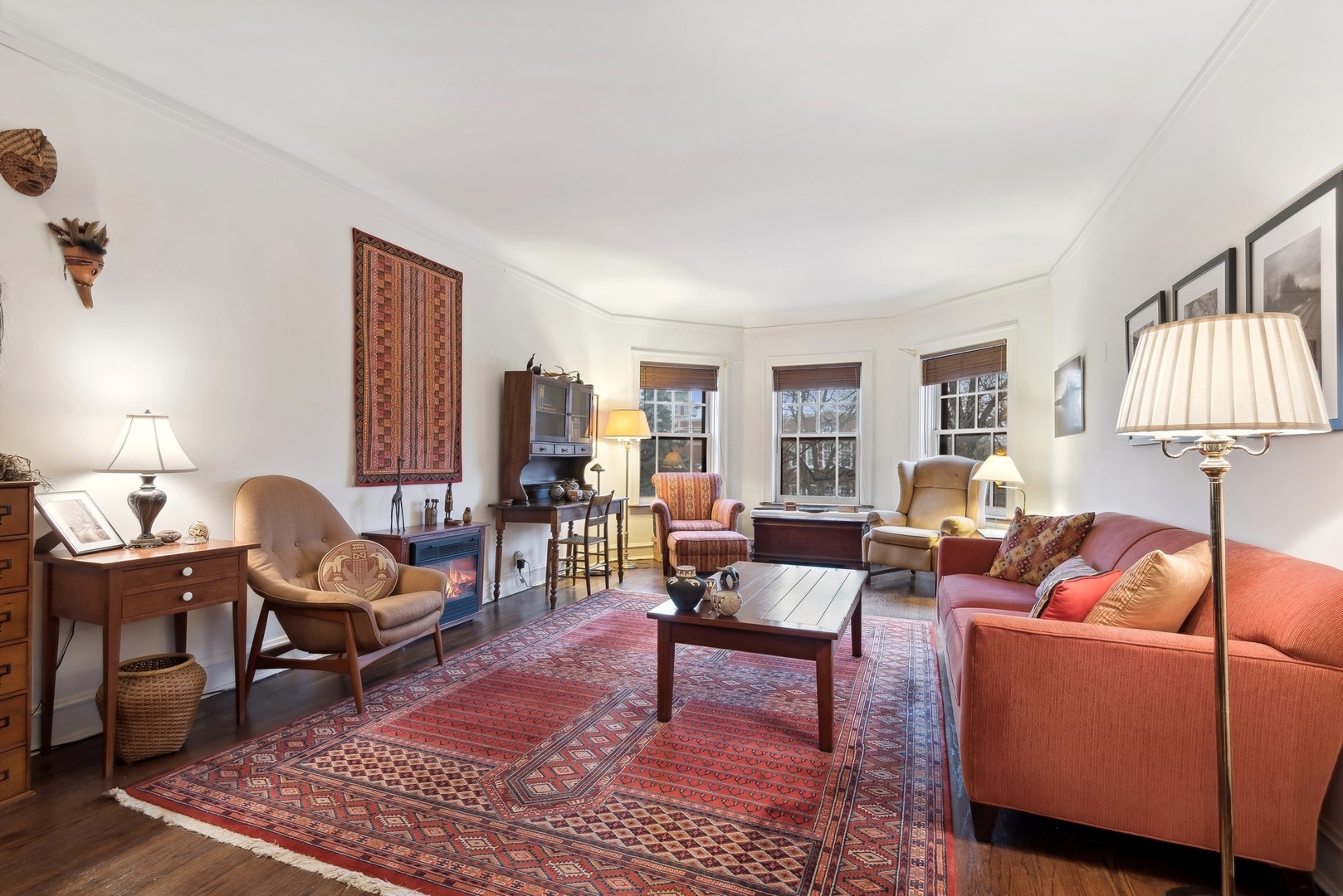 443 Ridge Avenue, Unit 2 Evanston, IL 60202 - Photo 4 of 14 Gallery Image 4