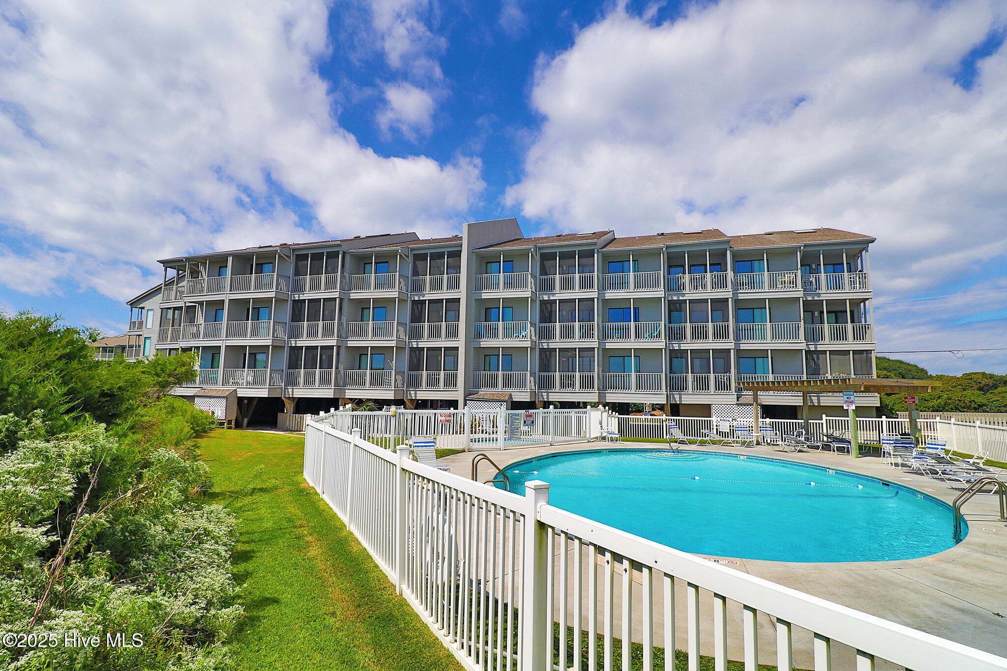 2111 West Fort Macon Road, Unit 336 DUNESCAPE Atlantic Beach, NC 28512 - Photo 2 of 43 Dunescape Villas, 336