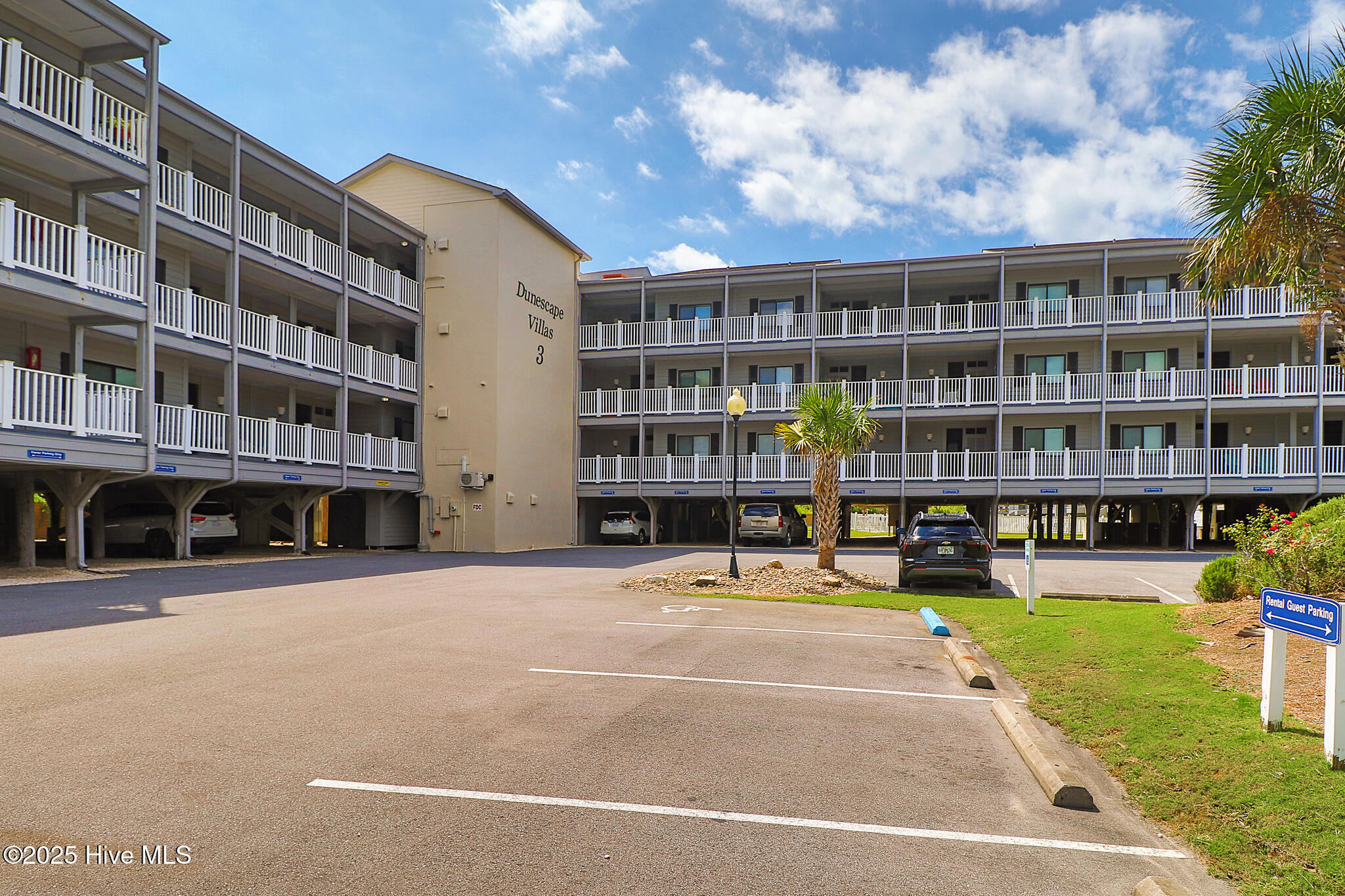 2111 West Fort Macon Road, Unit 336 DUNESCAPE Atlantic Beach, NC 28512 - Photo 32 of 43 Dunescape Villas Building 3