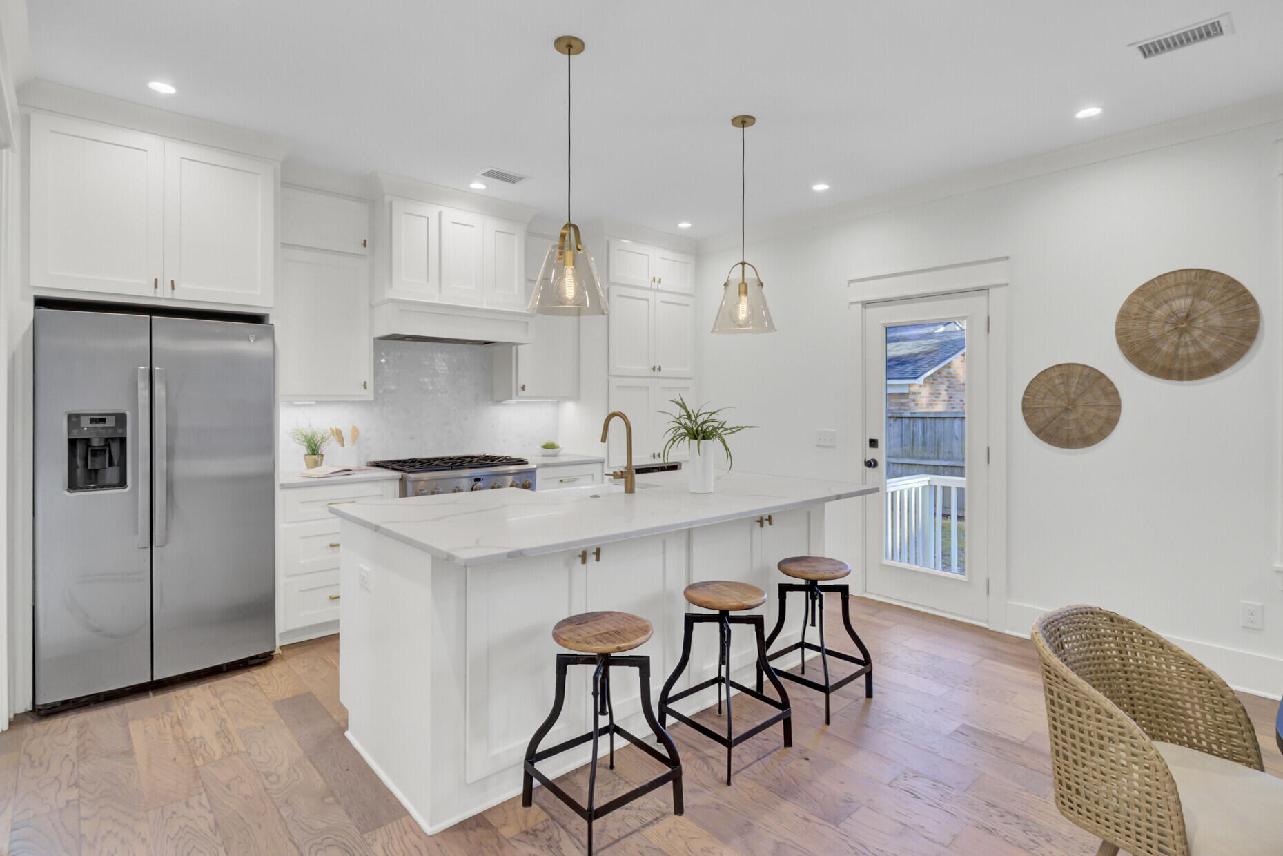 515 Bank Street Mount Pleasant, SC 29464 - Photo 14 of 52 18_24_mls